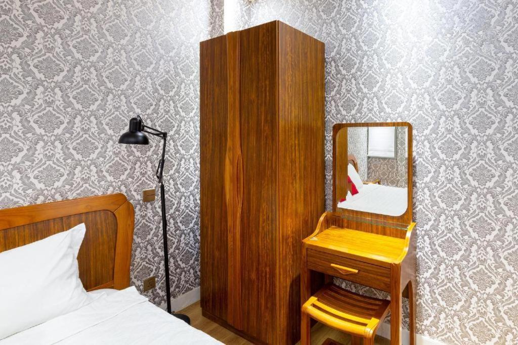 Spring Airport Hotel Cidade de Ho Chi Minh Exterior foto